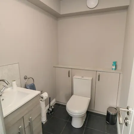 1 Staveley Weaverthorpe